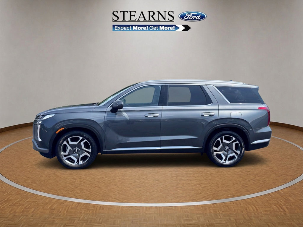 Used 2023 Hyundai Palisade SEL AWD/4WD image 3