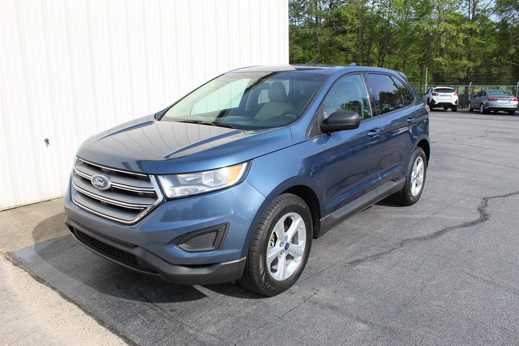Used 2018 Ford Edge SE FWD image 1