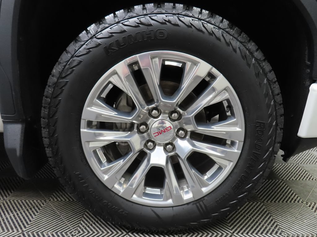 Used 2020 GMC Sierra 1500 Denali w/ Driver Alert Package II AWD/4WD image 10