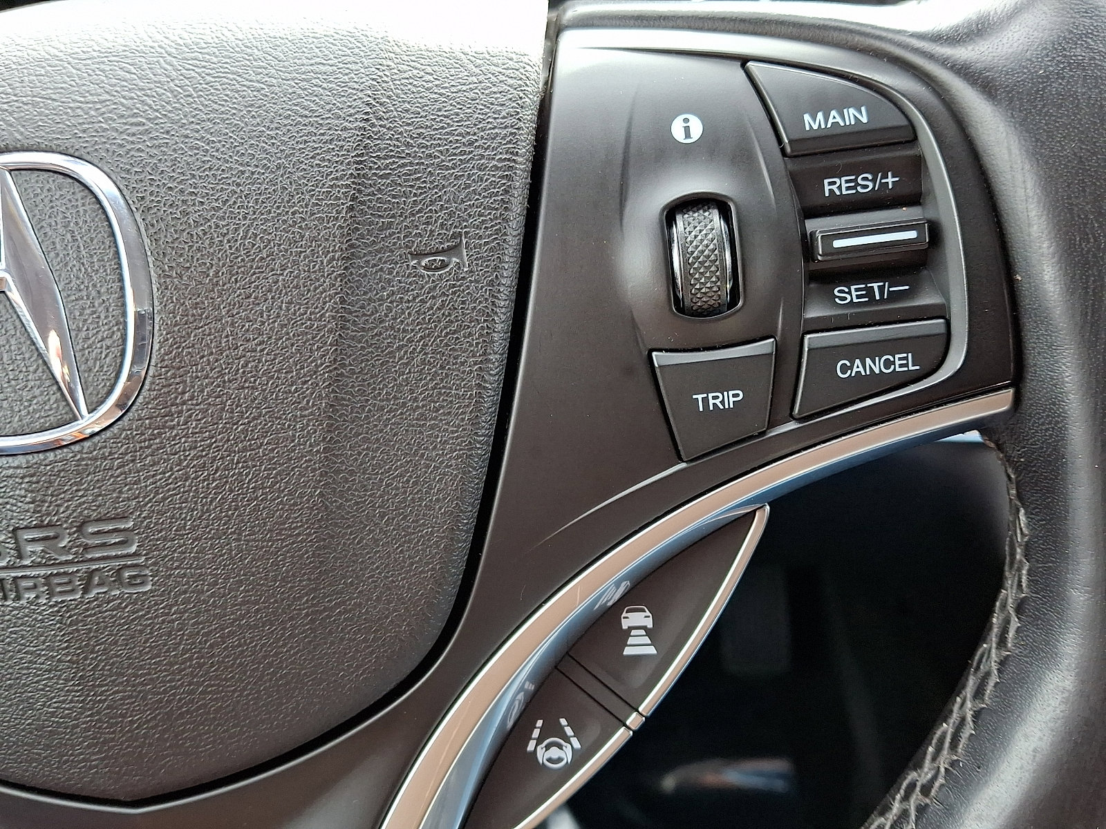 Used 2020 Acura MDX SH-AWD image 22