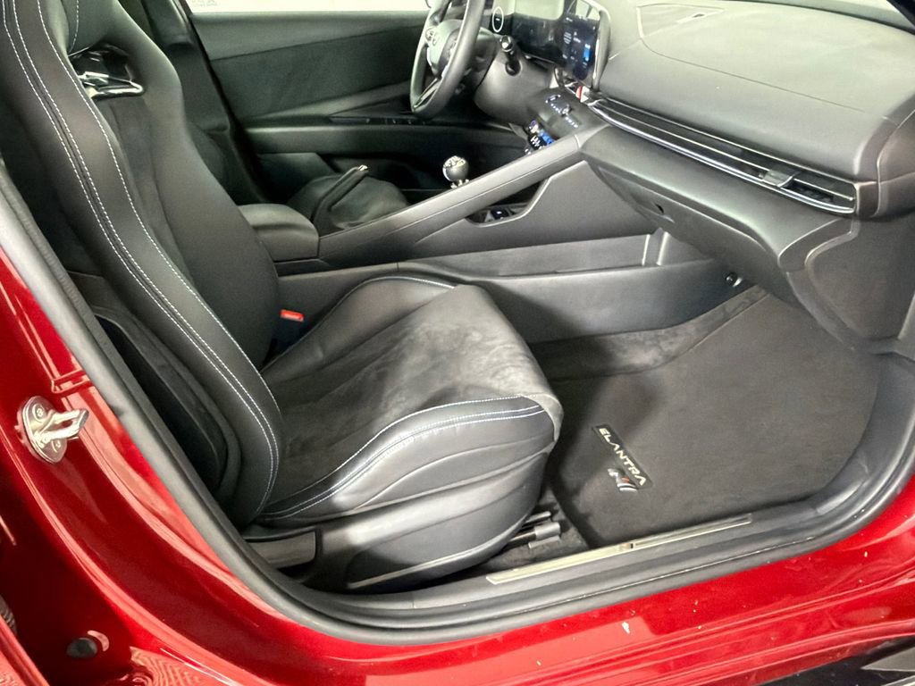 Used 2024 Hyundai Elantra N FWD image 14