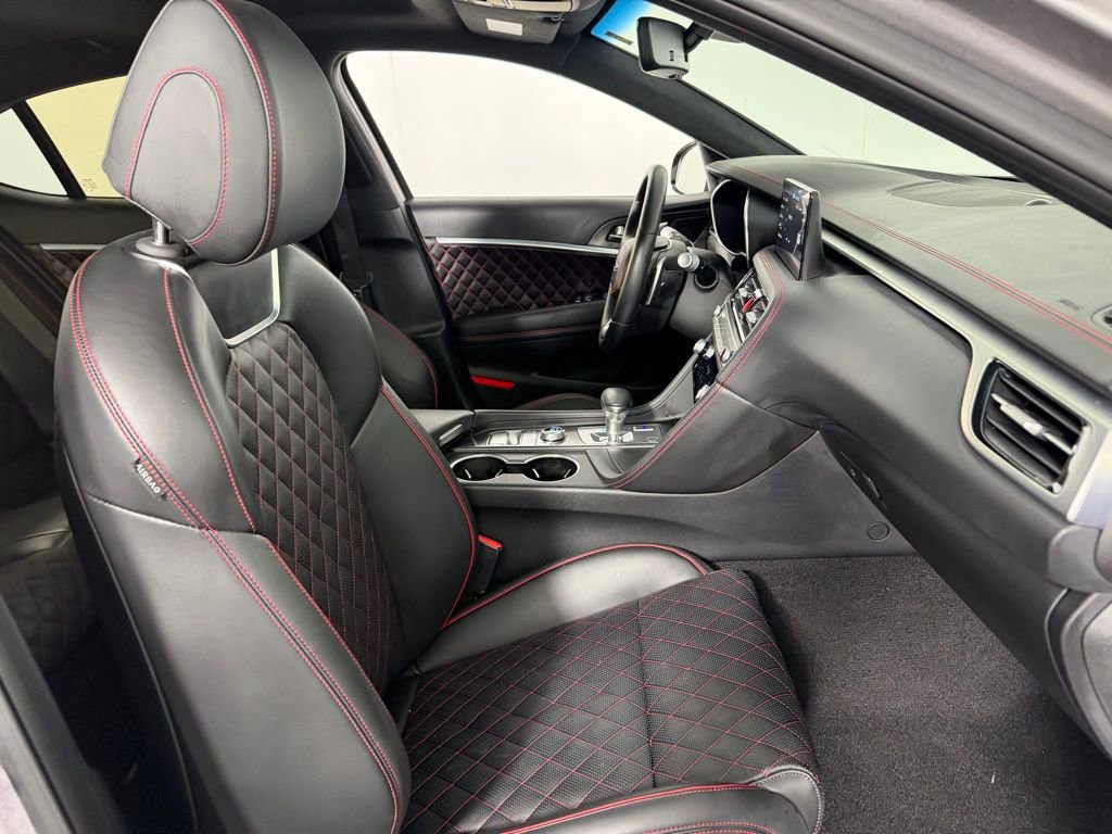 Used 2024 Genesis G70 3.3T Advanced w/ Sport Prestige Package image 34