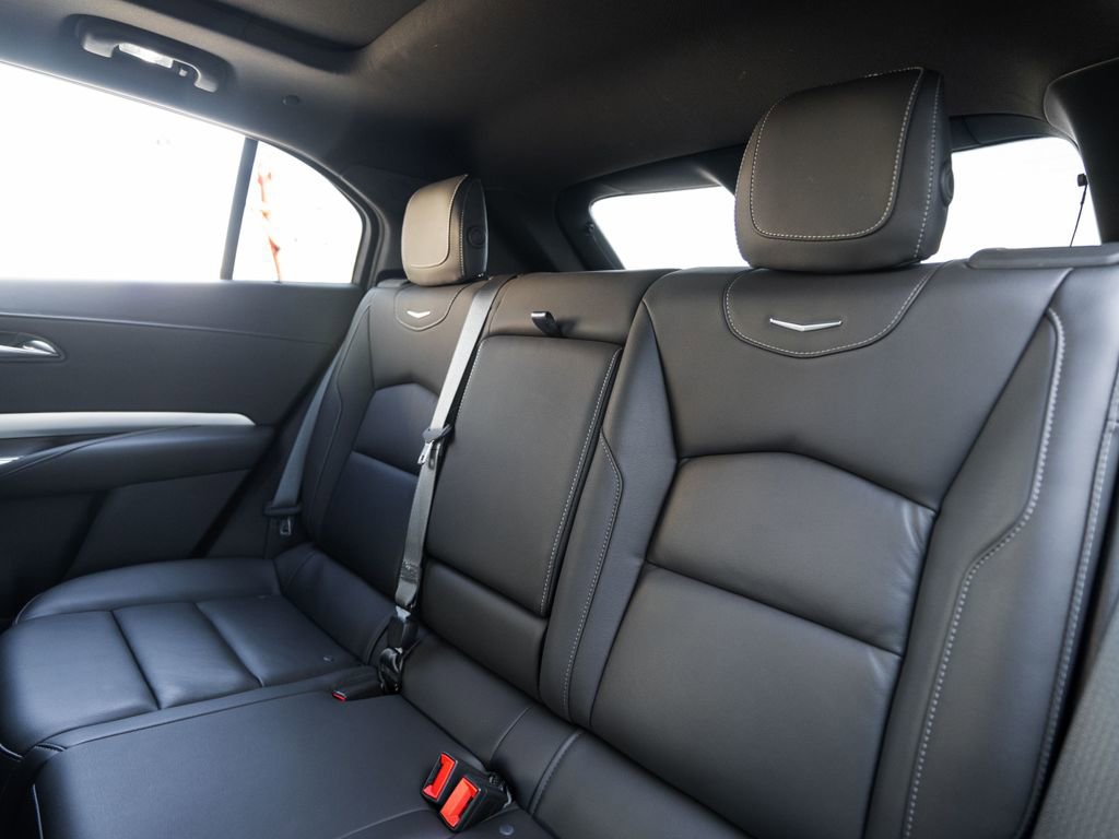 Used 2021 Cadillac XT4 Premium Luxury w/ Cold Weather Package image 35