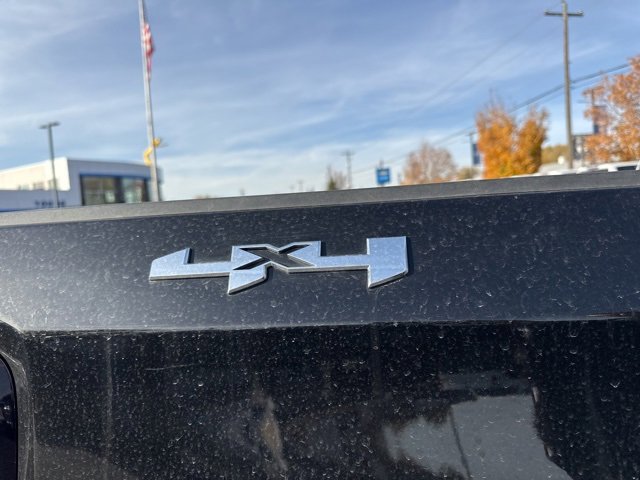 Used 2025 GMC Sierra 1500 SLT image 10