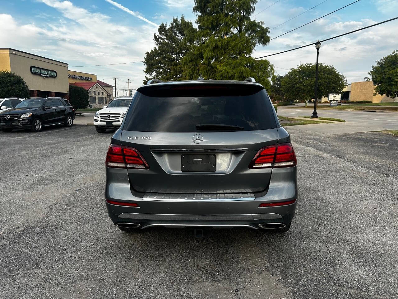 Used 2017 Mercedes-Benz GLE 350 w/ Premium 1 Package image 6