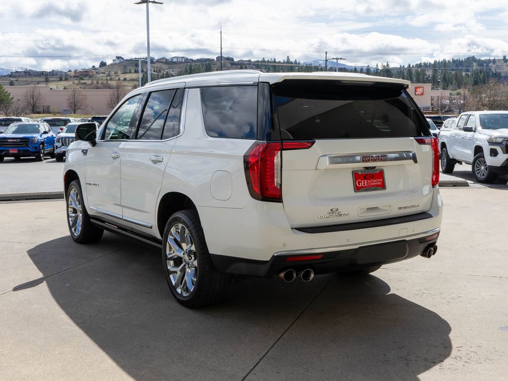 Used 2021 GMC Yukon Denali w/ Denali Premium Package AWD/4WD image 5