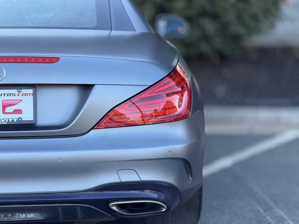 Used 2019 Mercedes-Benz SL 450 w/ Premium Package image 16