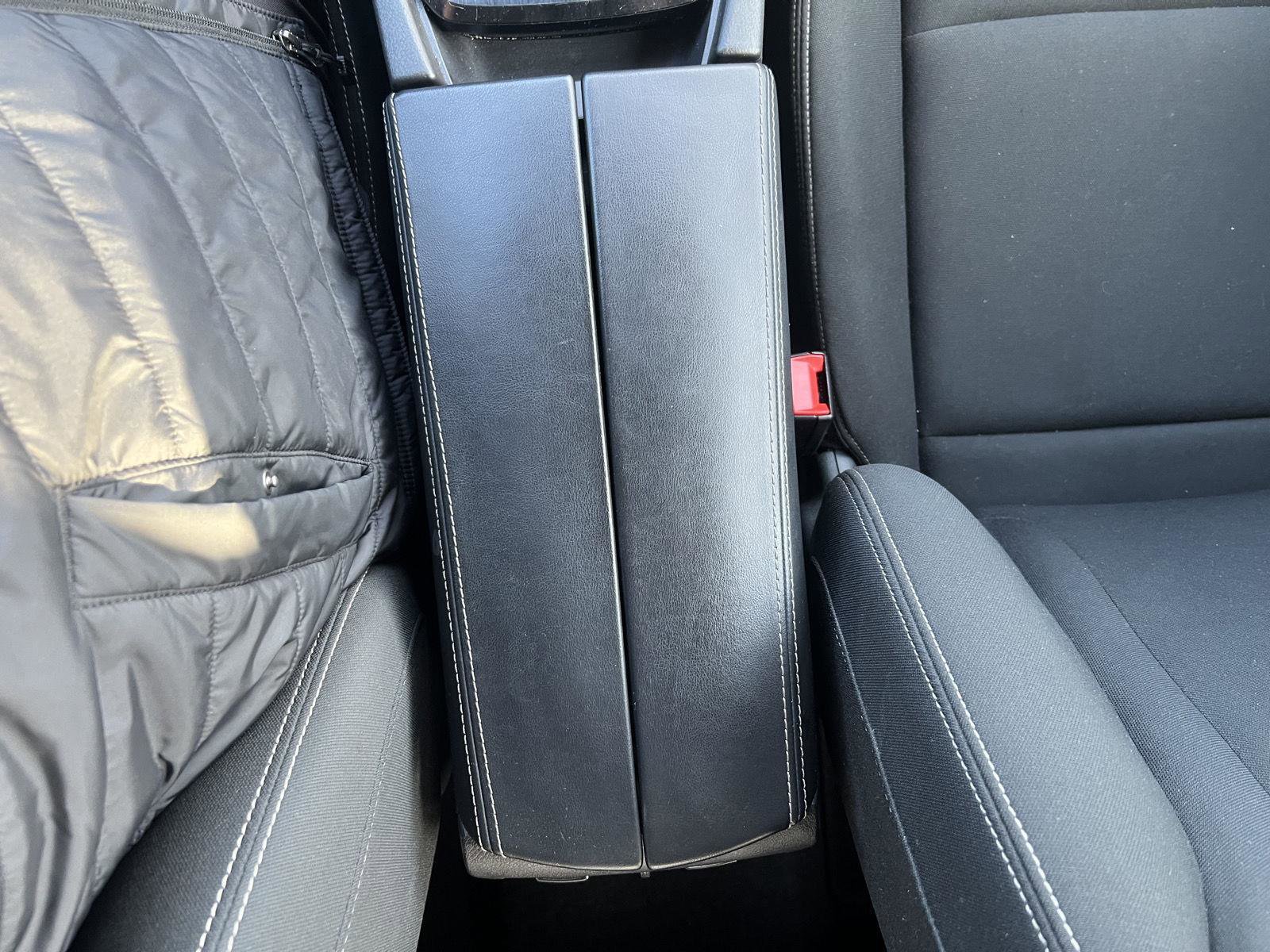 Used 2023 Nissan Rogue S image 23