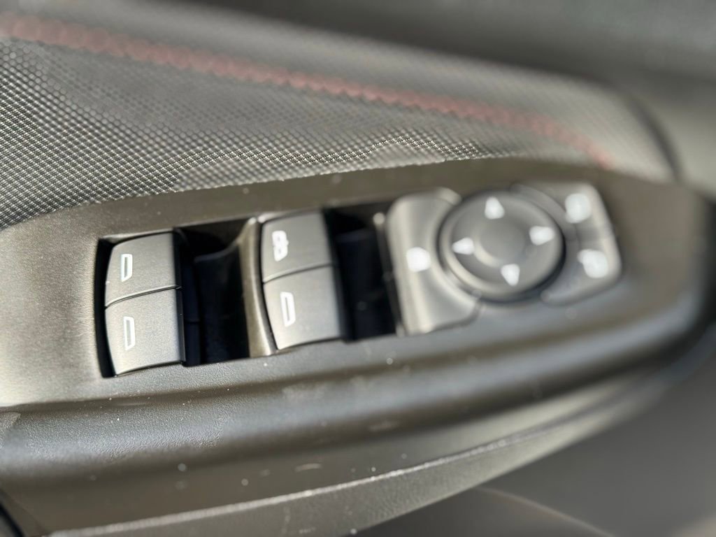 Used 2023 Chevrolet TrailBlazer RS image 23