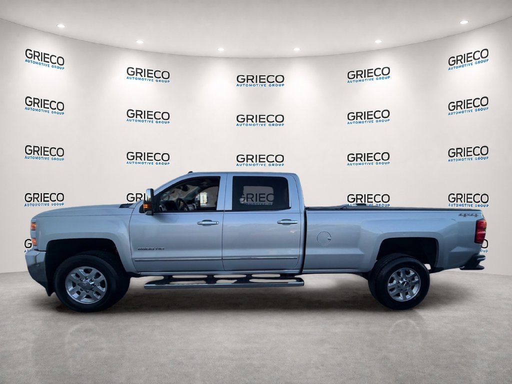 Used 2015 Chevrolet Silverado 2500 LTZ w/ LTZ Plus Package AWD/4WD image 4
