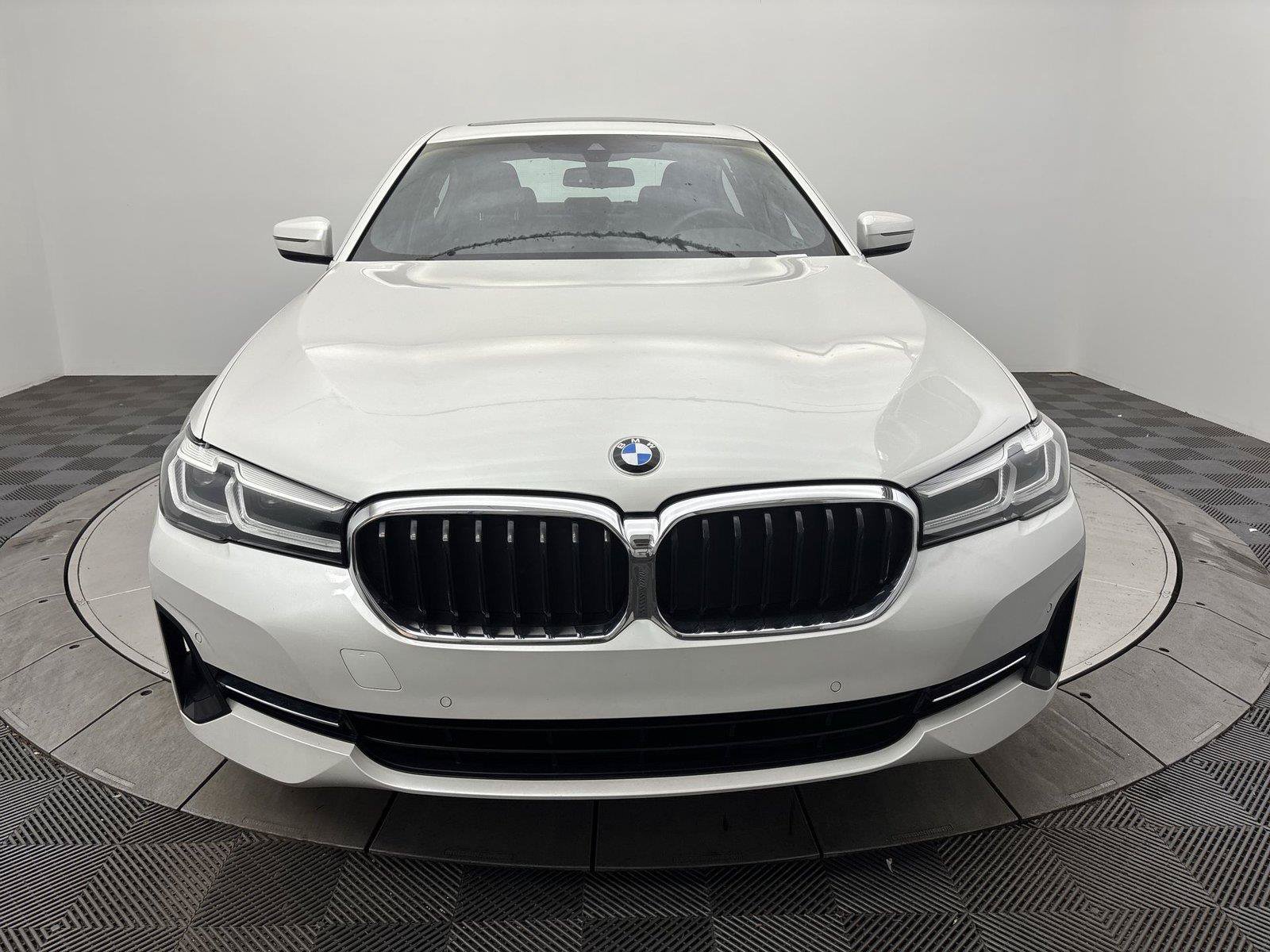 Used 2023 BMW 530i xDrive w/ Convenience Package AWD/4WD image 14