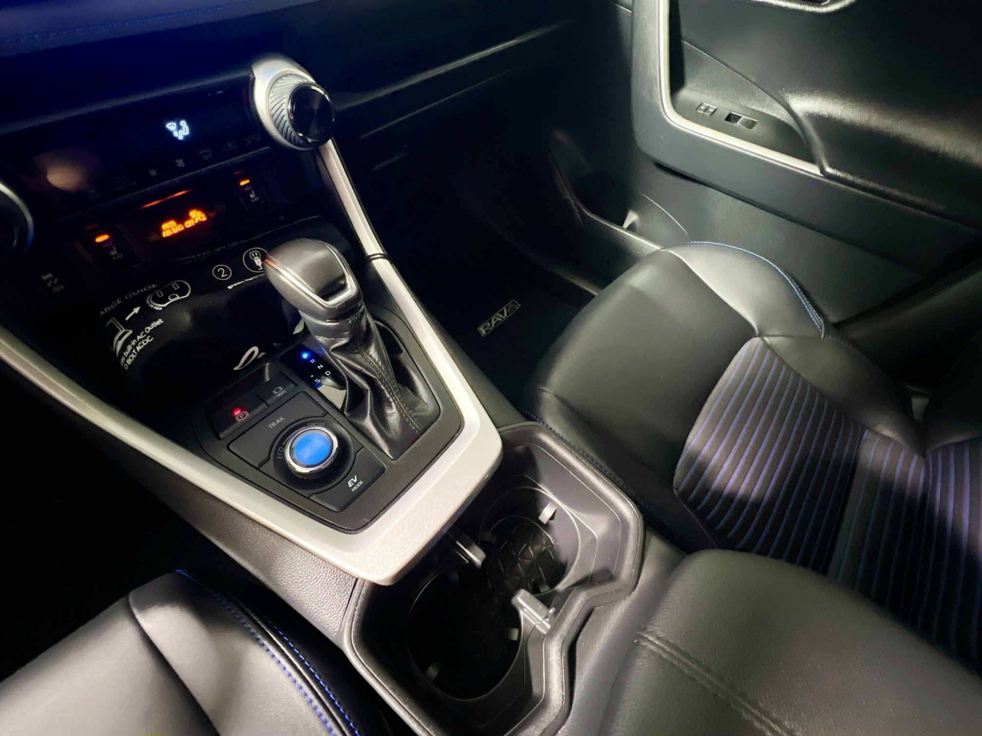 Used 2024 Toyota RAV4 XSE image 26