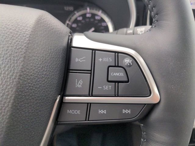 Used 2022 Toyota Highlander Limited image 27