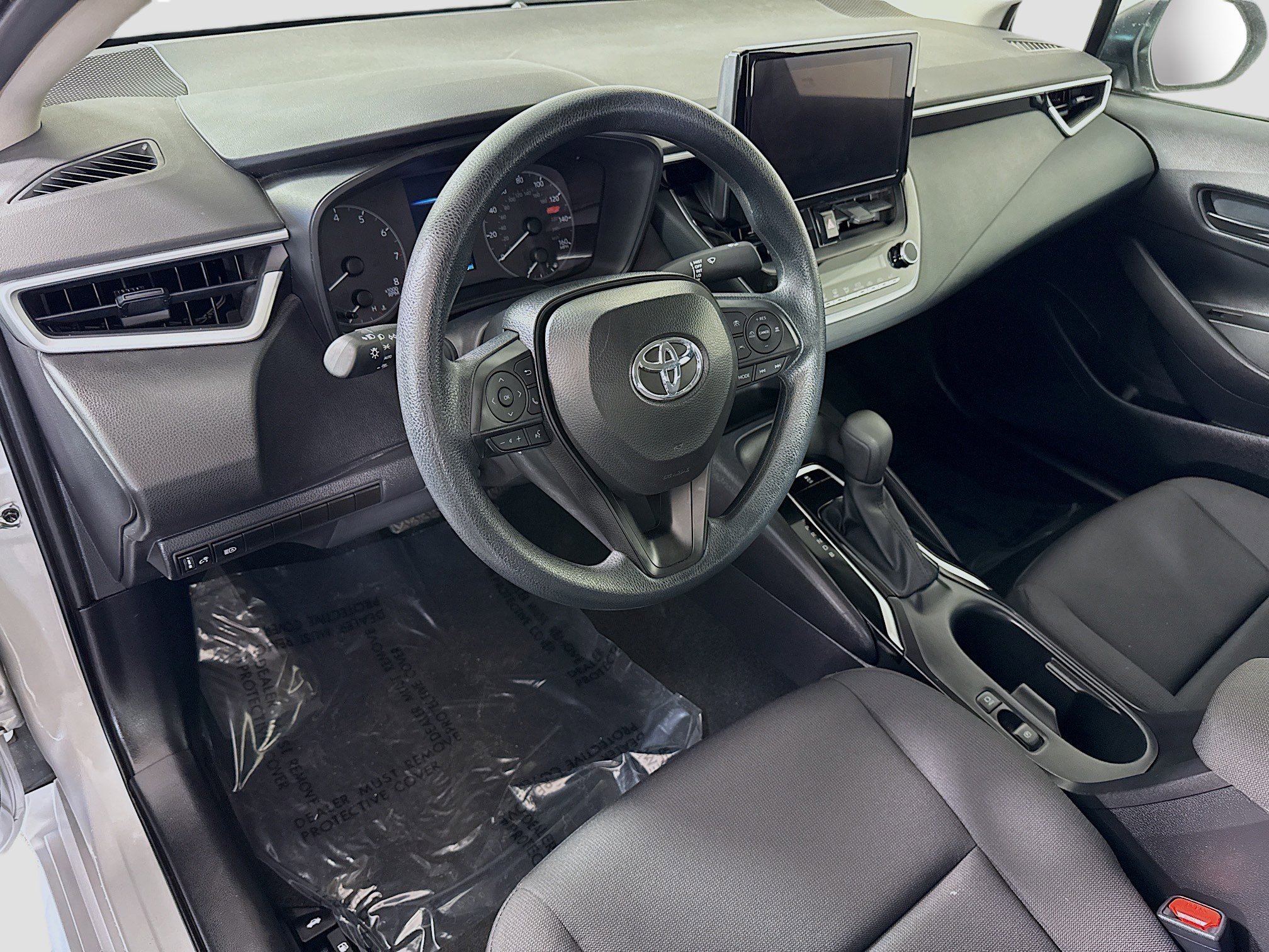 Used 2025 Toyota Corolla LE image 22
