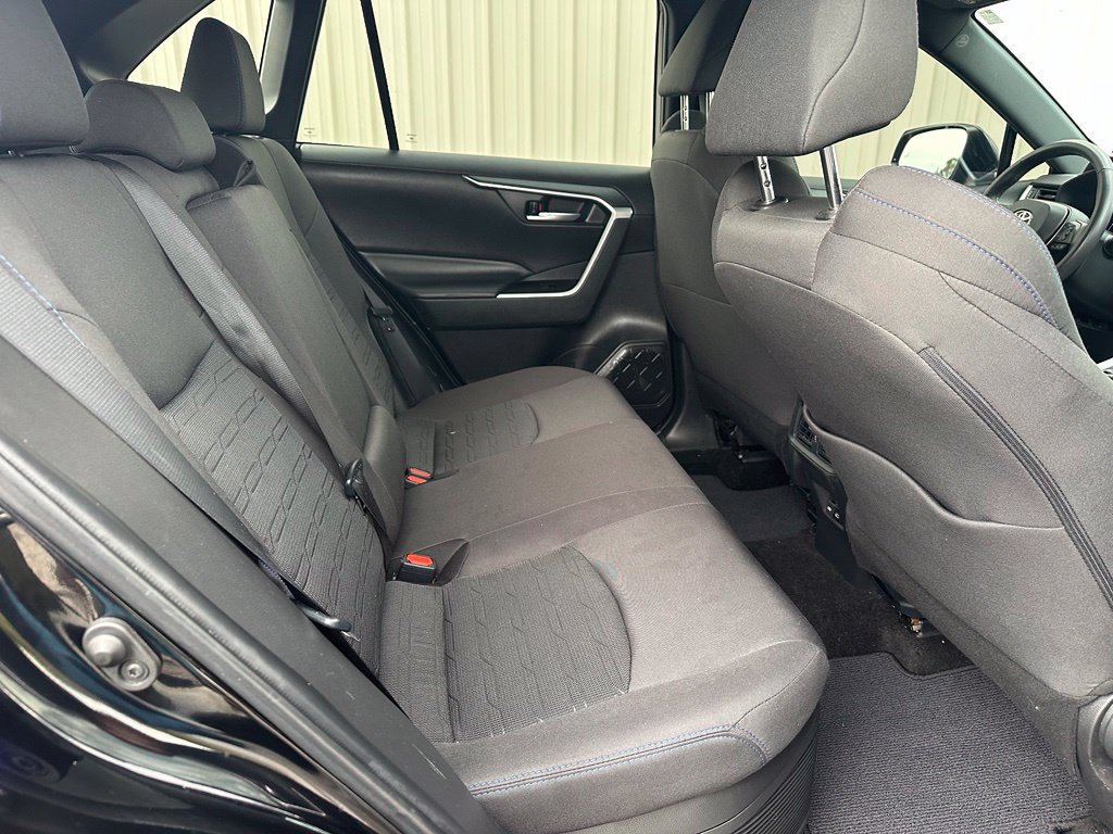 Used 2023 Toyota RAV4 SE AWD/4WD image 25