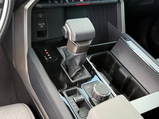 Used 2025 Toyota Sequoia Limited AWD/4WD image 20