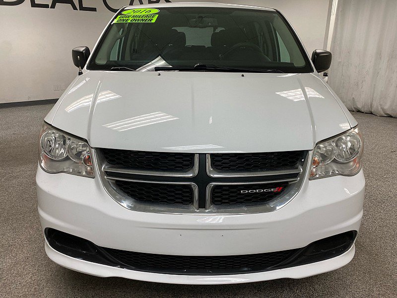 Used 2016 Dodge Grand Caravan American Value Package w/ UConnect Hands-Free Group image 2