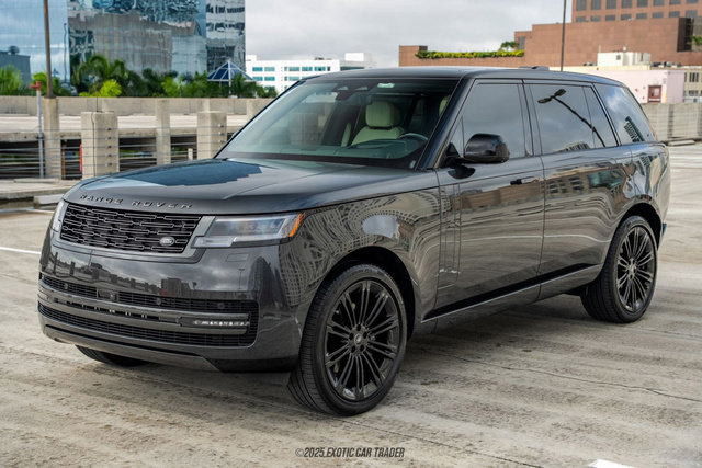 Used 2025 Land Rover Range Rover Long Wheelbase SE image 14