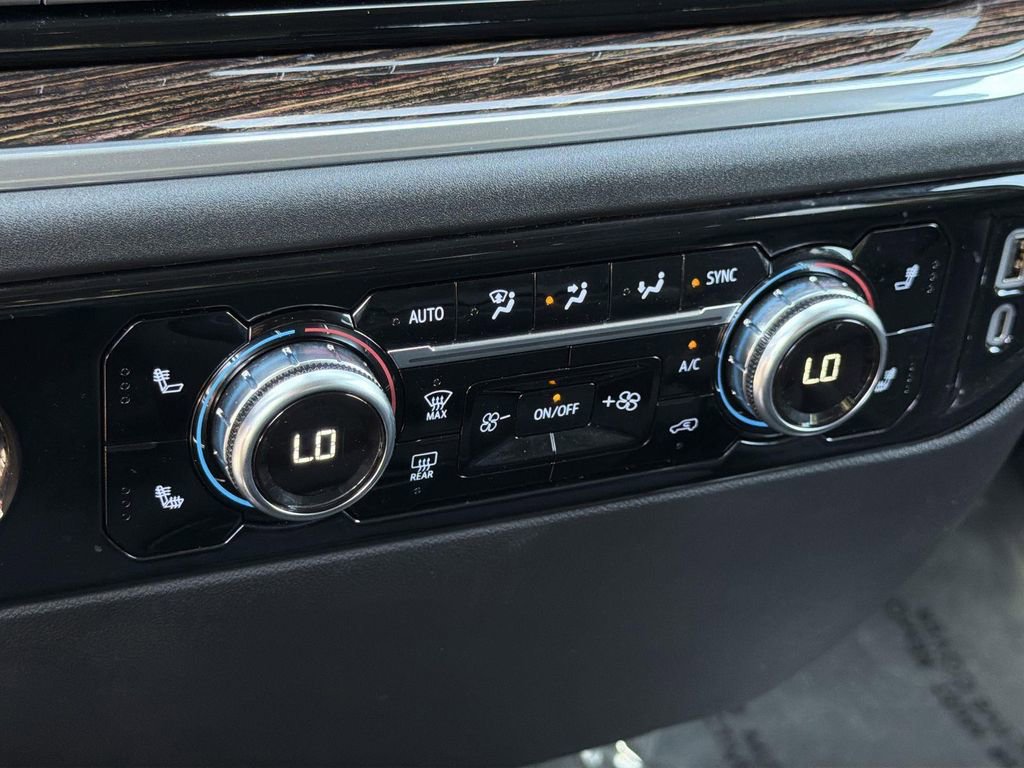 Used 2024 GMC Sierra 1500 SLE image 11