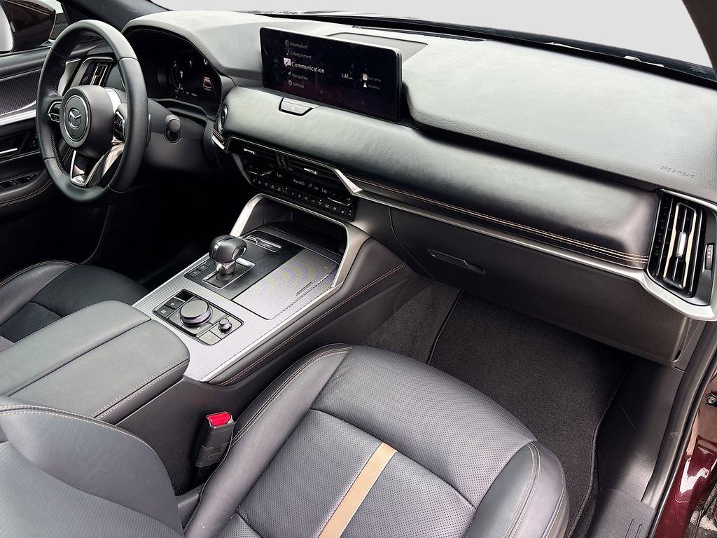 Used 2024 MAZDA CX-90 Plug-In Hybrid w/ Premium Plus image 32