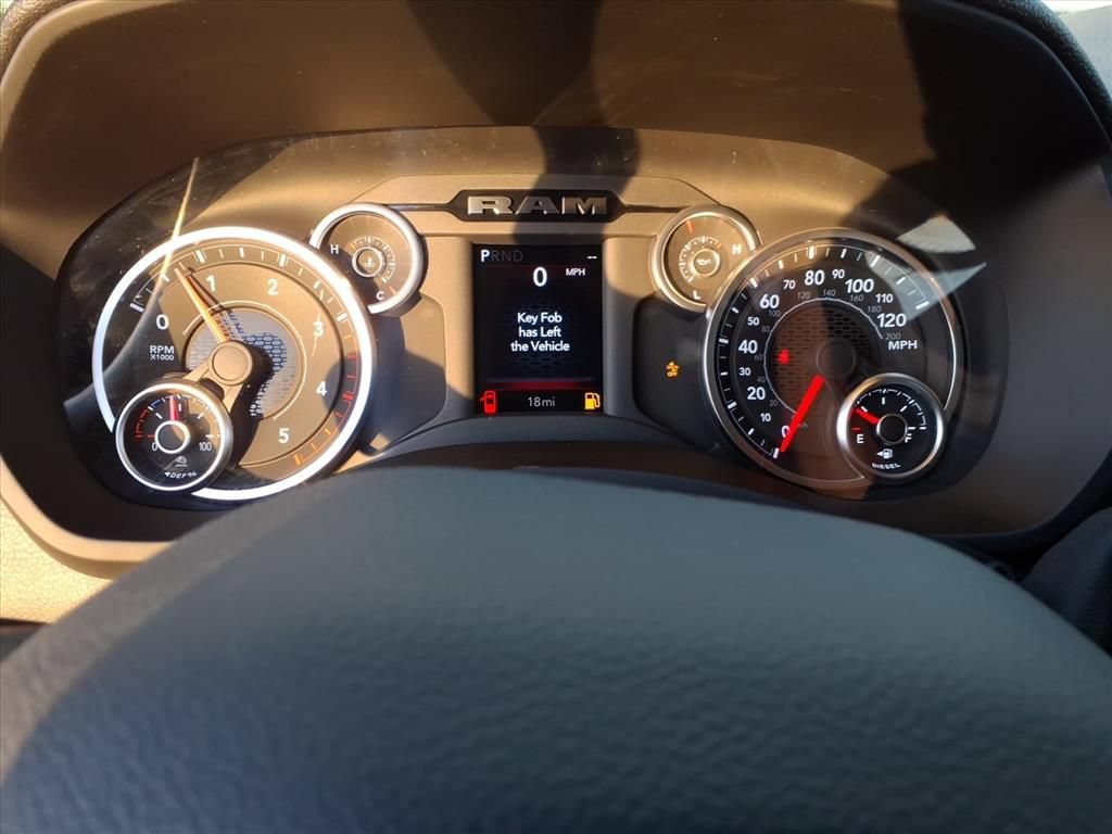 New 2026 RAM 2500 Warlock AWD/4WD image 21