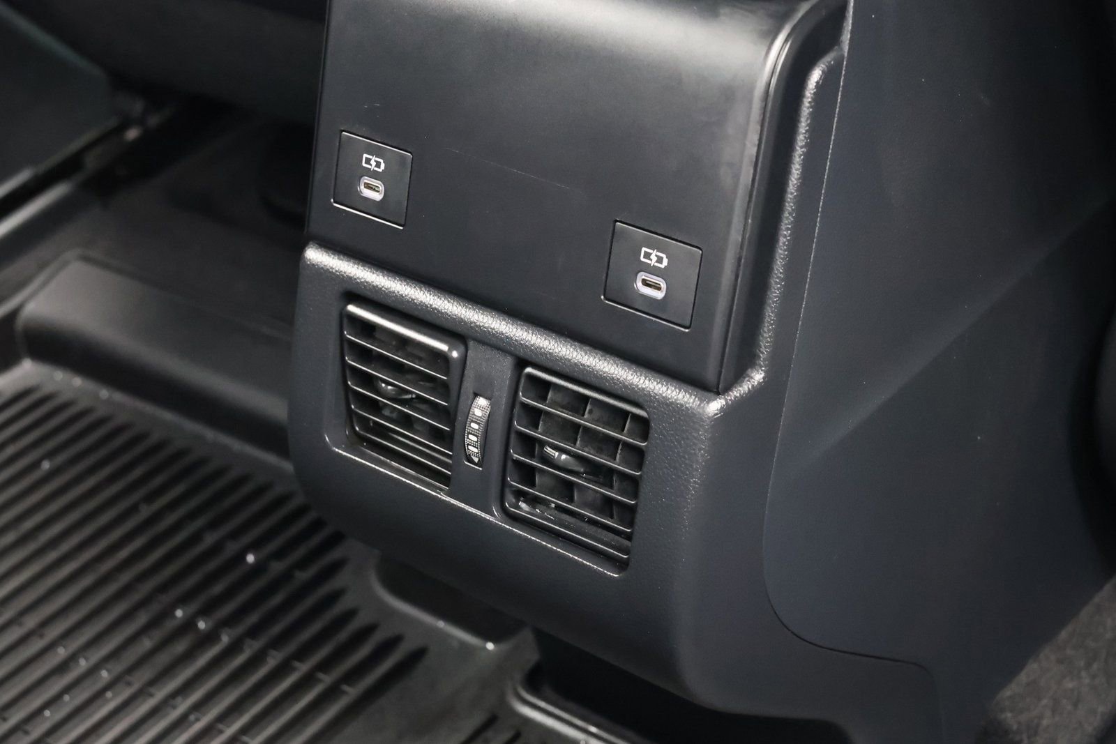 Used 2025 Toyota bZ4X AWD w/ Weather Package image 34