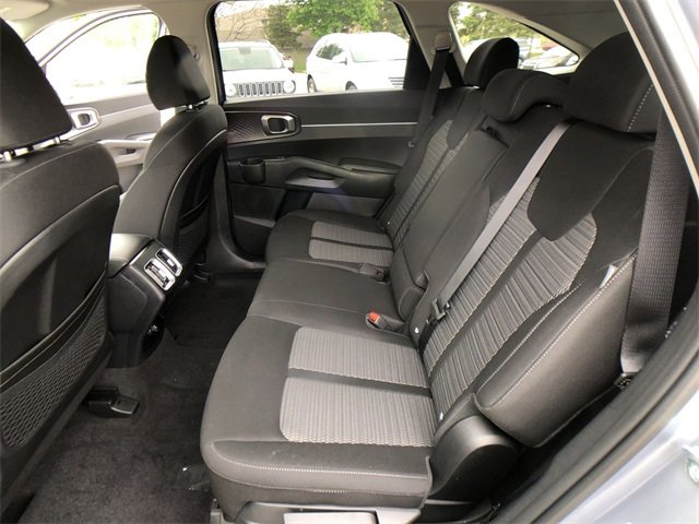 New 2025 Kia Sorento LX image 21
