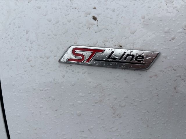 Used 2023 Ford Escape ST-Line w/ Tech Pack #1 image 2