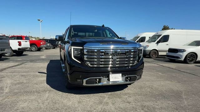 Used 2022 GMC Sierra 1500 Denali RWD image 3