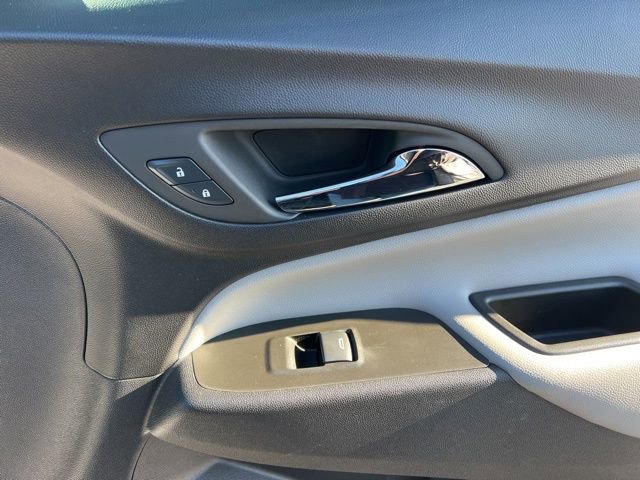 Used 2024 Chevrolet Equinox LS w/ LS Convenience Package image 31