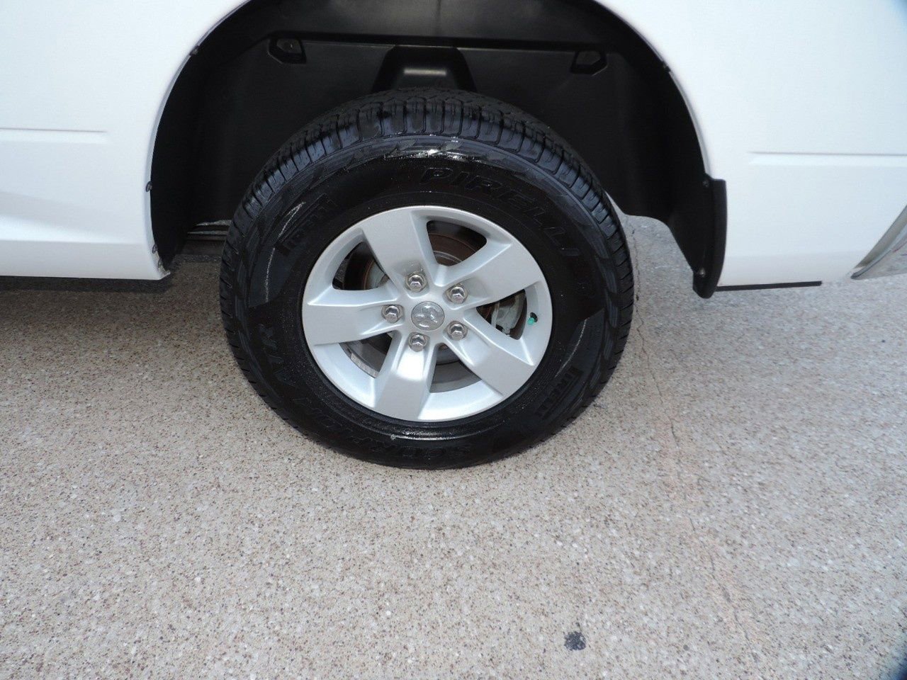 Used 2016 RAM 1500 Classic SLT image 12