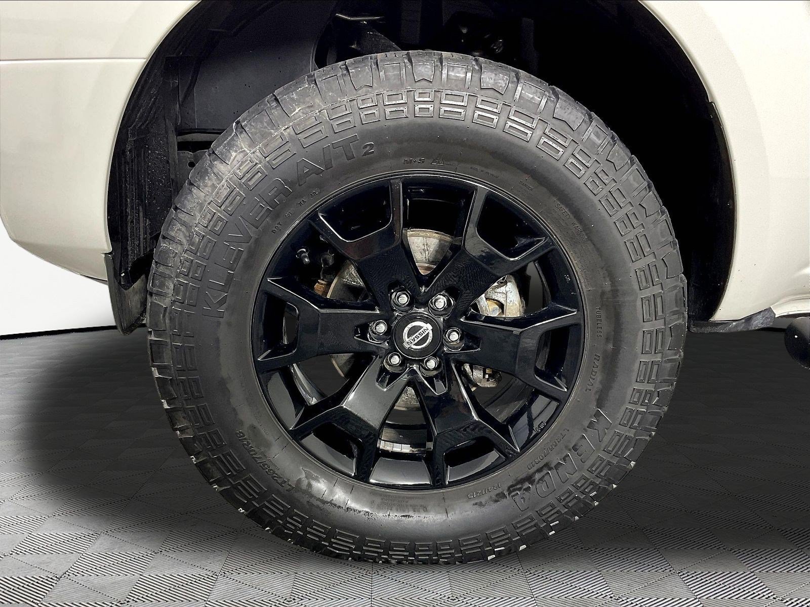 Certified 2021 Nissan Frontier SV w/ Midnight Edition Floor Mats AWD/4WD image 34