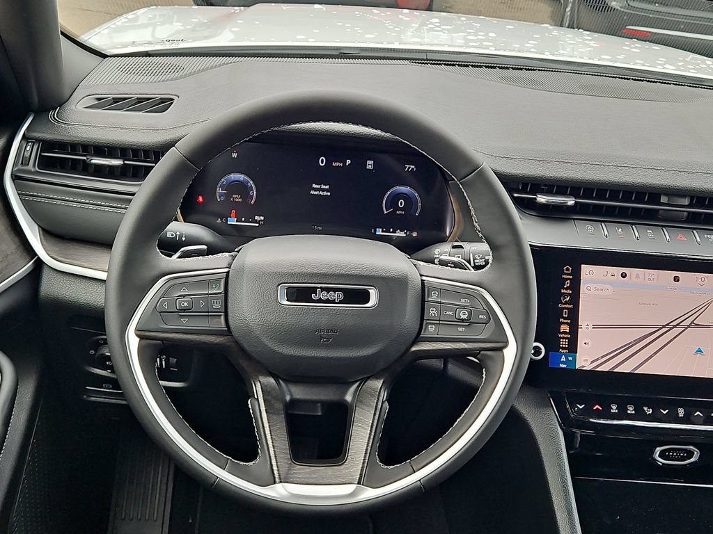 New 2026 Jeep Grand Cherokee Limited w/ Limited Altitude Package AWD/4WD image 21