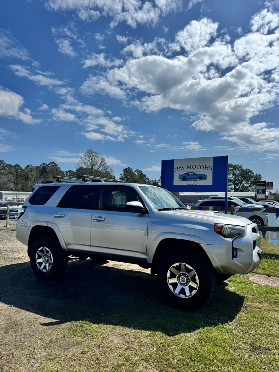 Used 2015 Toyota 4Runner Trail image 1