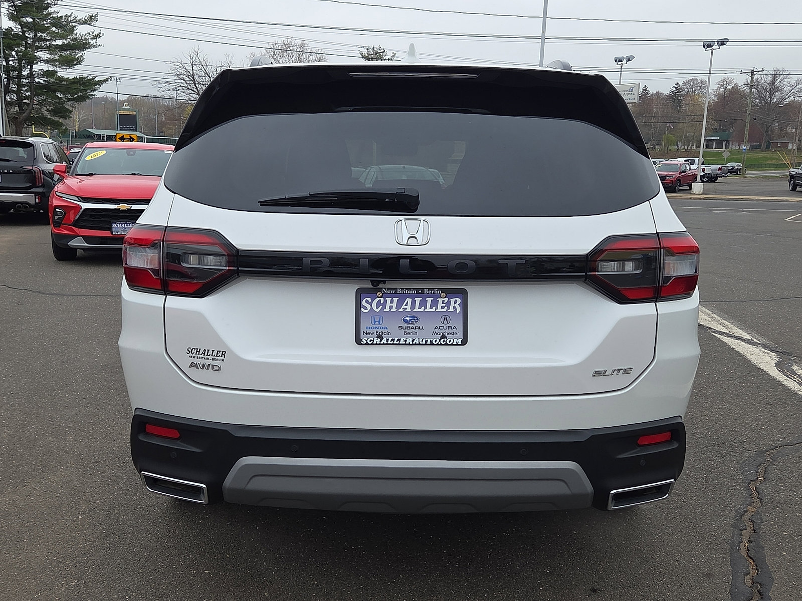 Used 2025 Honda Pilot Elite image 5