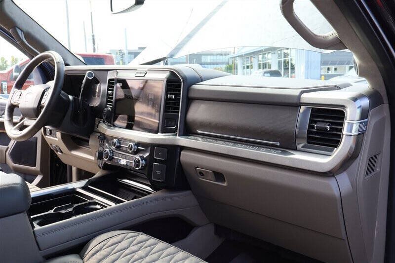 Used 2026 Ford F350 Platinum w/ Platinum Plus Package AWD/4WD image 35