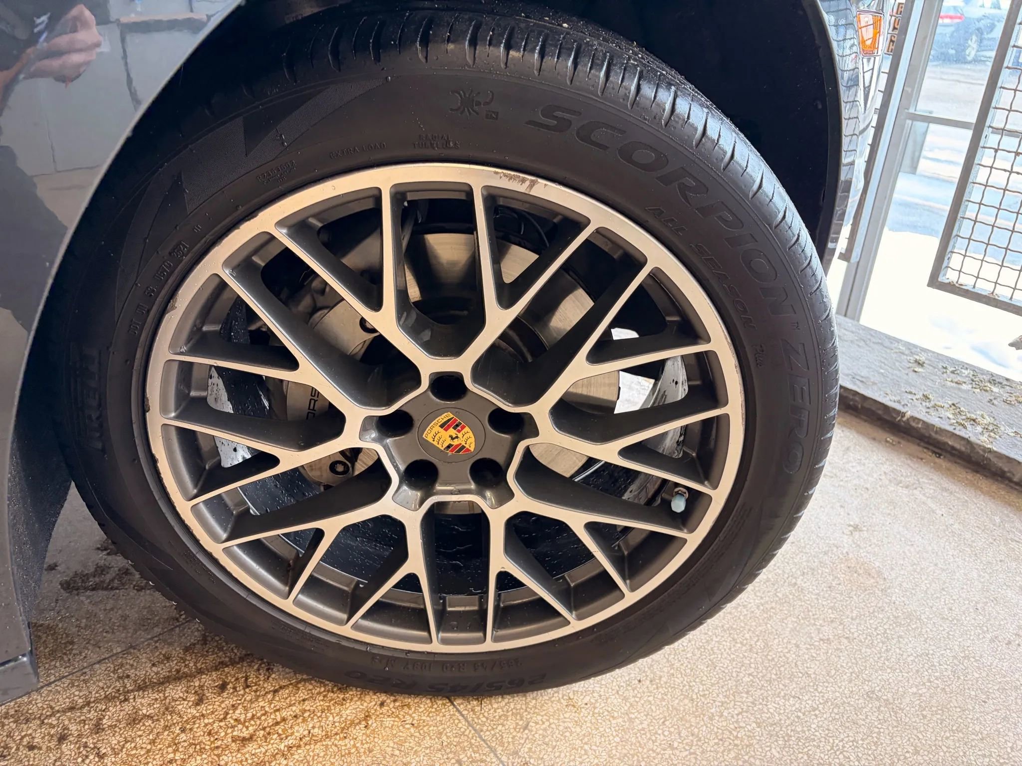 Used 2017 Porsche Macan S image 39