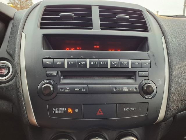 Used 2011 Mitsubishi Outlander Sport SE FWD image 19