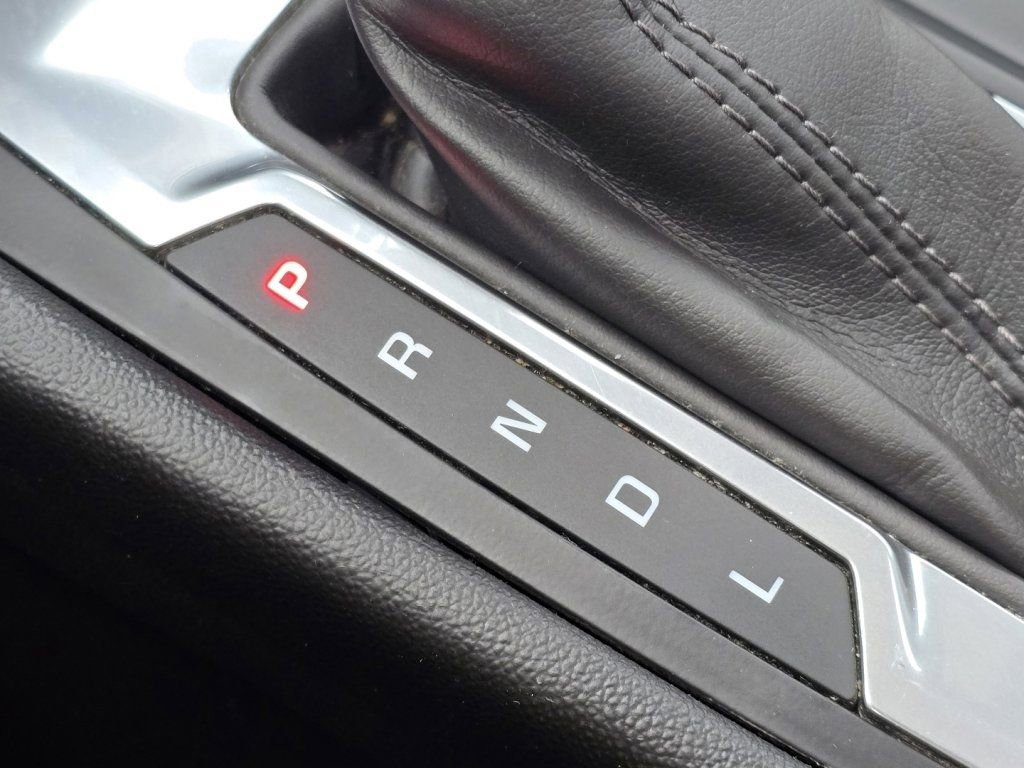 Used 2018 Chevrolet Equinox LT w/ Sun & Infotainment Package image 28