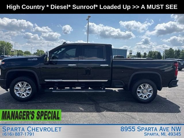 Used 2024 Chevrolet Silverado 2500 High Country AWD/4WD image 6