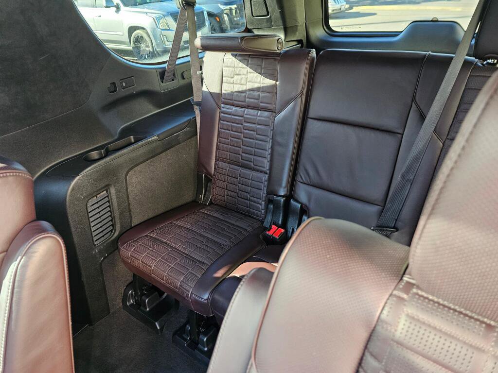 Certified 2023 Cadillac Escalade ESV Sport Platinum image 22