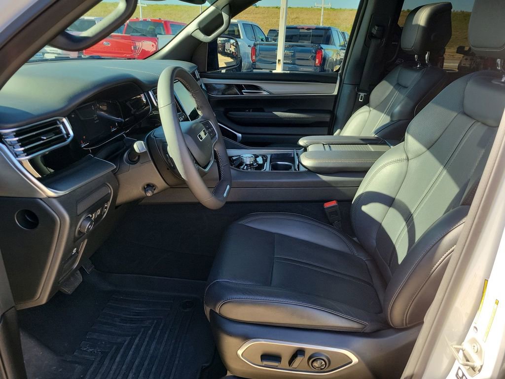 Used 2023 Jeep Wagoneer Series II image 20