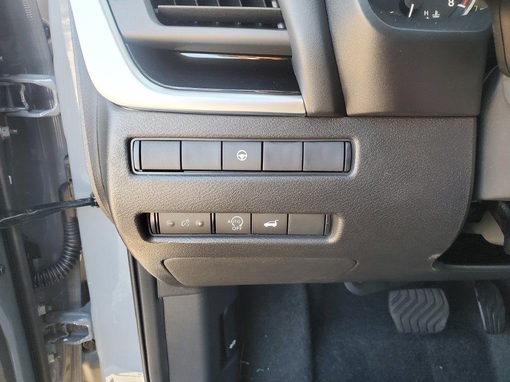 New 2026 Nissan Rogue SV AWD/4WD image 24