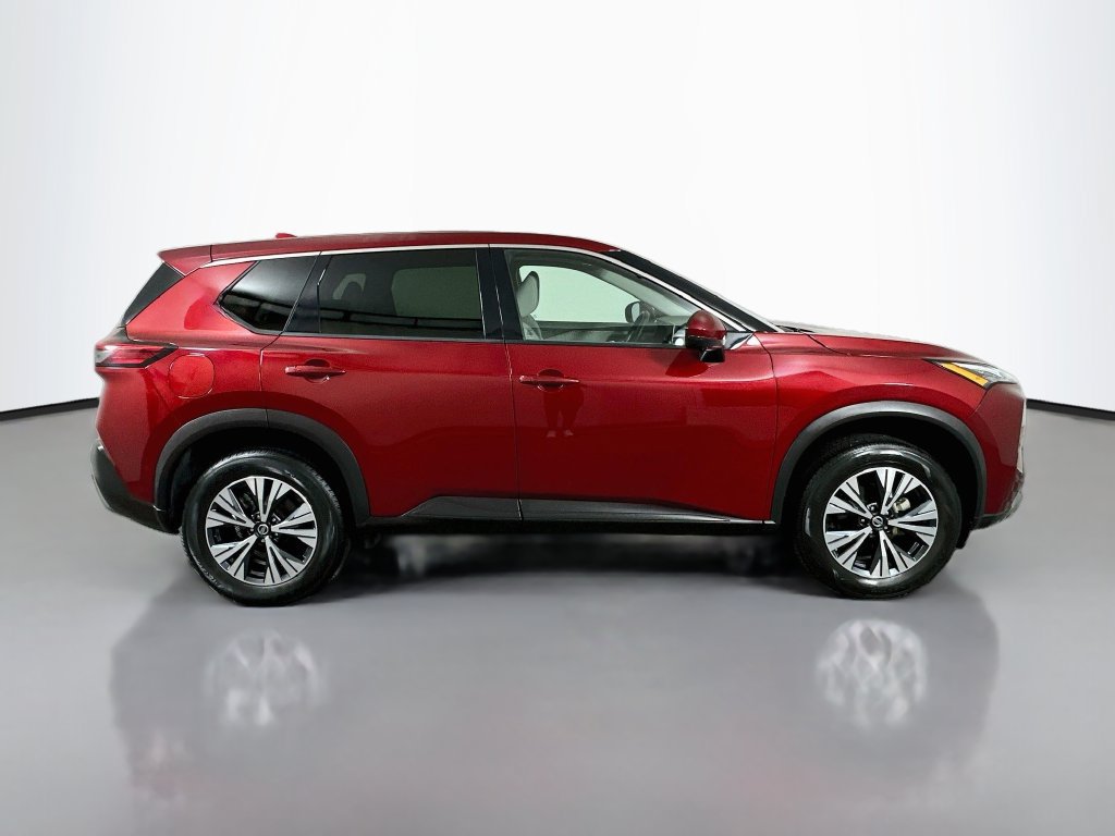 Used 2021 Nissan Rogue SV FWD image 4