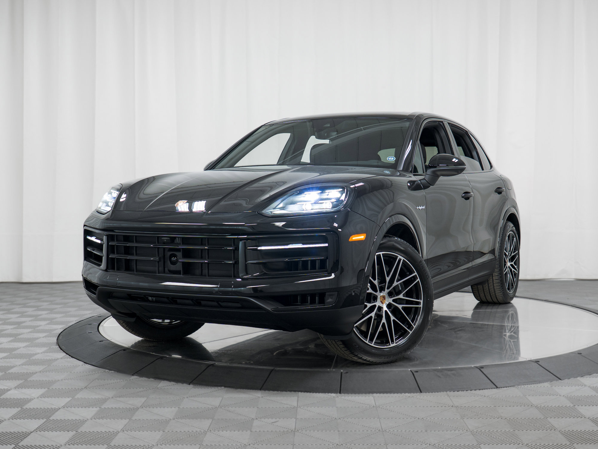 New 2026 Porsche Cayenne E-Hybrid image 29