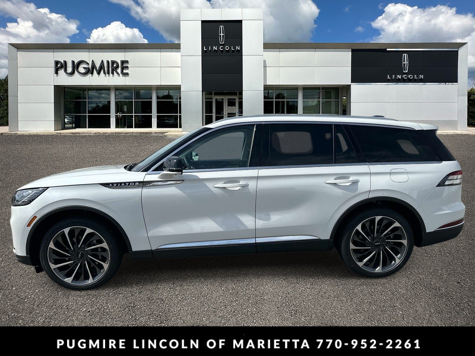 New 2026 Lincoln Aviator Reserve RWD image 4