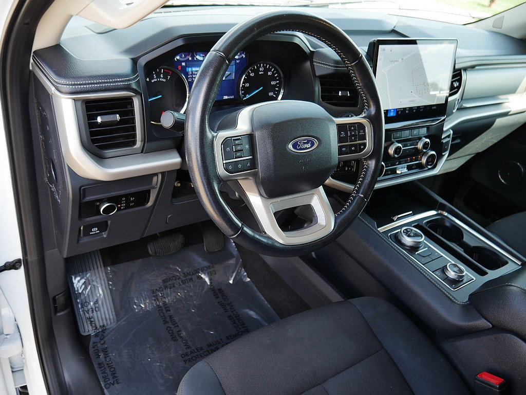 Used 2023 Ford Expedition Max XL AWD/4WD image 12