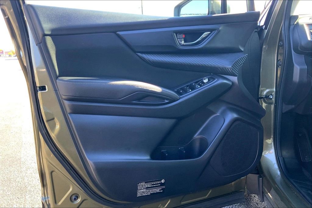 Certified 2025 Subaru Ascent Premium image 24