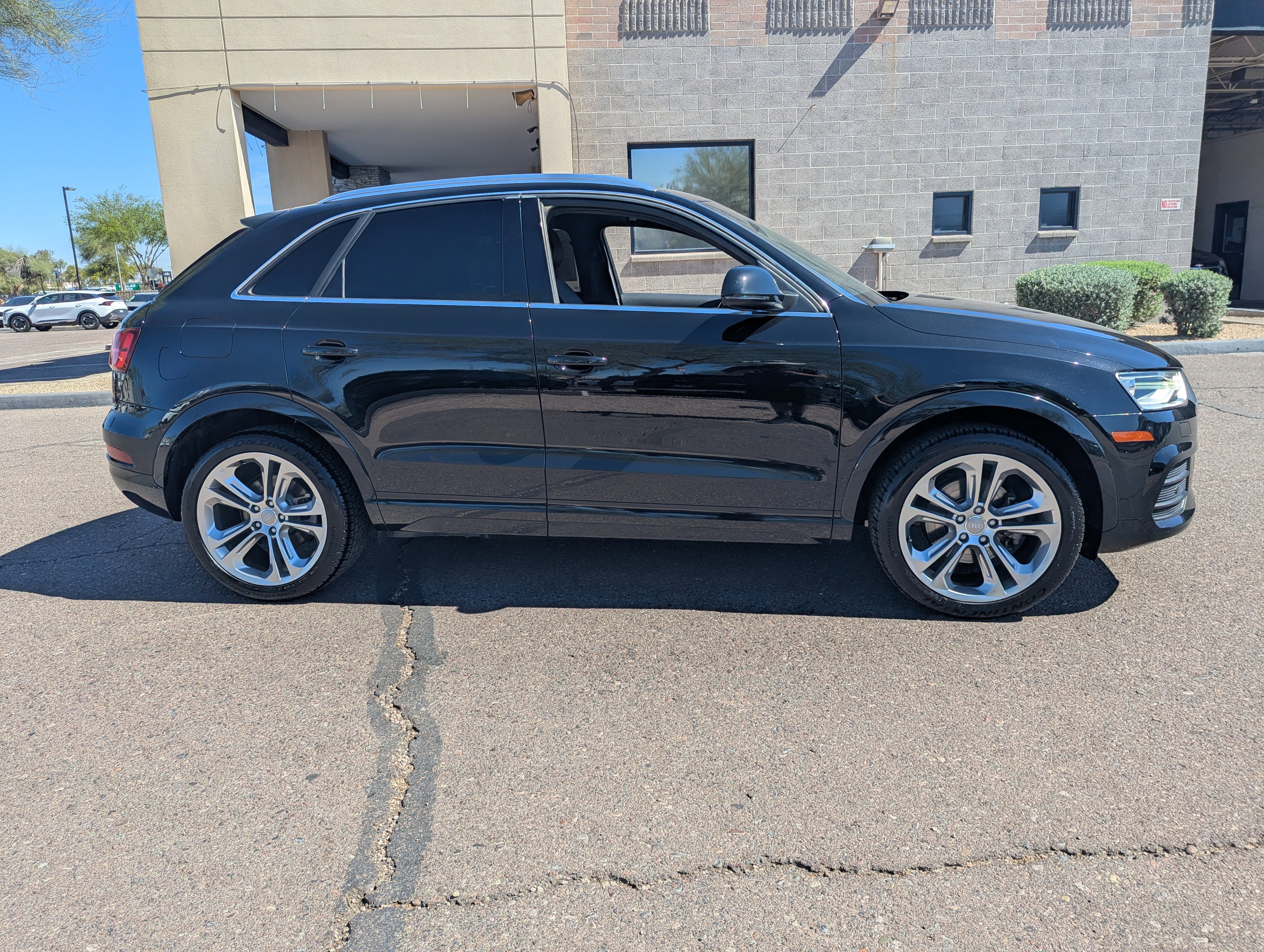 Used 2016 Audi Q3 2.0T Premium Plus image 2