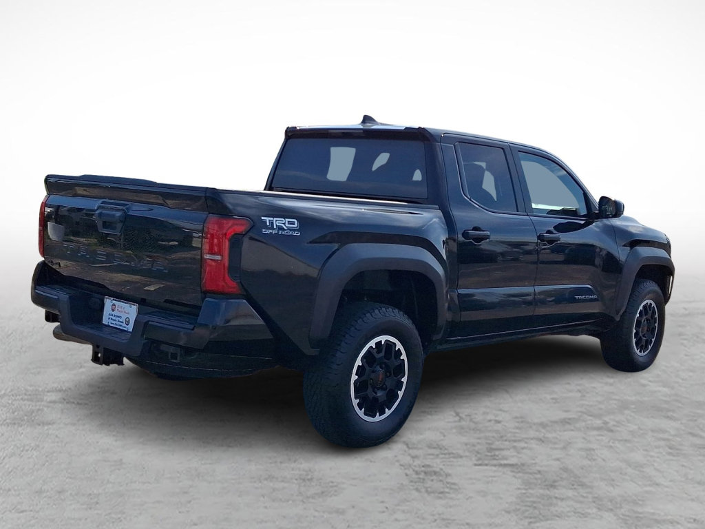 Used 2024 Toyota Tacoma TRD Off-Road AWD/4WD image 5
